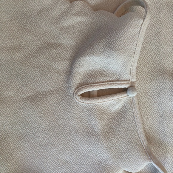 ❗️❗️SOLD ❗️❗️H&M cropped tank top - Picture 7 of 10